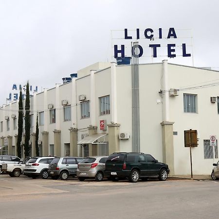 Licia Hotel Joao Pinheiro Екстер'єр фото